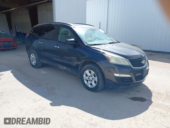2015 Chevrolet Traverse LS z VIN 1GNKVFED4FJ323888, wystawiony jako IAAI lot #42001827 z przebiegiem 182 819 mil mil oraz . Historia ofert i sprzedaży dostępna na DreamBid. Obrazek 1.