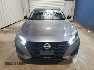 2025 Nissan Altima SR with VIN 1N4BL4CVXSN324017, listed as a Copart auction lot 51744935 with 14,513 mi miles and Clean Title. Bid and sale history available at DreamBid. Image 5.