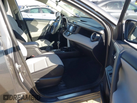 2018 Toyota RAV4 XLE with VIN 2T3WFREV0JW451962, listed as a IAAI auction lot 41670185 with 75,718 mi miles. Bid and sale history available at carsss.com. Image 5.