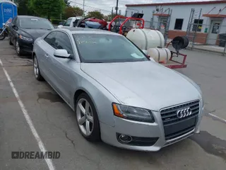 2010 Audi A5 Premium Plus с VIN WAULFAFR1AA036568, выставлен на аукционе IAAI как лот 42027649 с пробегом 287 861 миль миль и . История ставок и продаж доступна на DreamBid. Изображение 1.