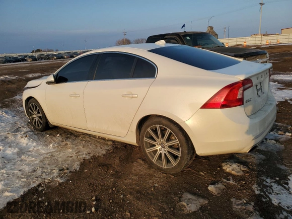 2017 Volvo S60 Inscription Platinum with VIN LYV402TMXHB126070, listed as a Copart auction lot 45665055 with 76,271 mi miles and Salvage Title. Bid and sale history available at carsss.com. Image 2.