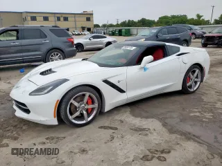 2014 Chevrolet Corvette 3LT z VIN 1G1YF2D74E5117930, wystawiony jako Copart lot #59866105 z przebiegiem Nie podano mil oraz Szkoda całkowita • Salvage title. Historia ofert i sprzedaży dostępna na DreamBid. Obrazek 1.