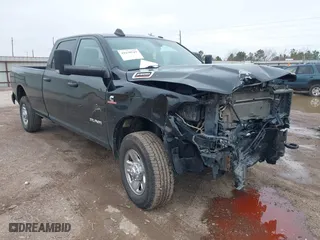 2021 Ram 2500 Big Horn with VIN 3C6UR5JL0MG628503, listed as a IAAI auction lot 41620519 with 84,320 mi miles. Bid and sale history available at carsss.com. Image 1.