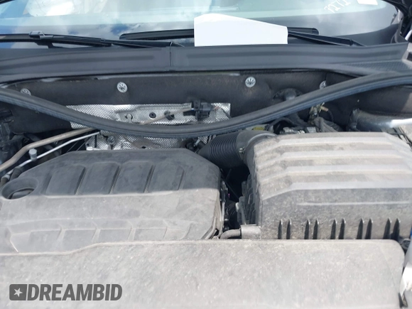 2024 Volkswagen Atlas SE with VIN 1V2JE2CAXRC237272, listed as a IAAI auction lot 42128786 with 61,475 mi miles and . Bid and sale history available at DreamBid. Image 10.