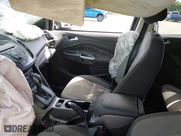 2015 Ford Escape SE with VIN 1FMCU0G98FUA80408, listed as a IAAI auction lot 41955818 with 129,908 mi miles. Bid and sale history available at carsss.com. Image 5.