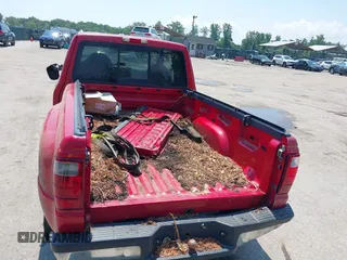 2001 Ford Ranger XL Fleet z VIN 1FTZR15E41TA70706, wystawiony jako IAAI lot #42377830 z przebiegiem 54 256 mil mil oraz . Historia ofert i sprzedaży dostępna na DreamBid. Obrazek 6.