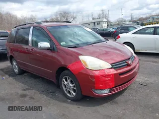 2005 Toyota Sienna XLE with VIN 5TDBA22C55S033475, listed as a IAAI auction lot 41917545 with 275,849 mi miles. Bid and sale history available at carsss.com. Image 1.