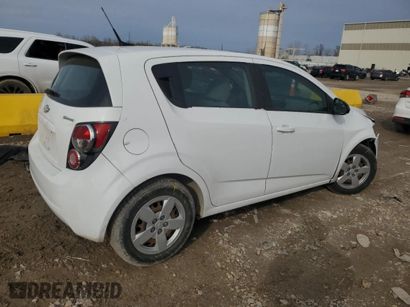 2013 Chevrolet Sonic LS z VIN 1G1JA6SHXD4228652, wystawiony jako Copart lot #48116655 z przebiegiem 170 306 mil mil oraz Szkoda całkowita • Salvage title. Historia ofert i sprzedaży dostępna na DreamBid. Obrazek 3.