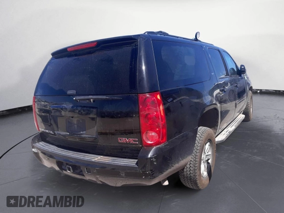 2014 GMC Yukon XL SLT with VIN 1GKS2KE77ER147492, listed as a Copart auction lot 54999543 with 378,320 mi miles and Salvage Title. Bid and sale history available at carsss.com. Image 3.
