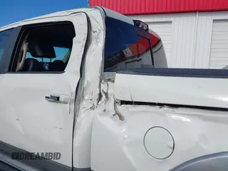 2022 Ram 2500 Laramie с VIN 3C6UR5FLXNG105323, выставлен на аукционе IAAI как лот 41359667 с пробегом 33 266 миль миль и . История ставок и продаж доступна на DreamBid. Изображение 6.