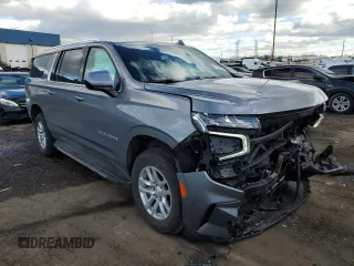 2022 Chevrolet Suburban LT with VIN 1GNSKCKD2NR274380, listed as a Copart auction lot 40988343 with 17,764 mi miles and Salvage Title. Bid and sale history available at DreamBid. Image 4.