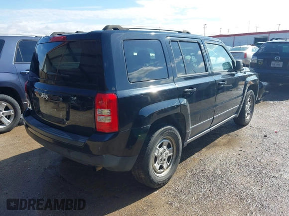 2017 Jeep Patriot Sport with VIN 1C4NJPBA7HD149107, listed as a IAAI auction lot 41465385 with 106,402 mi miles. Bid and sale history available at carsss.com. Image 4.