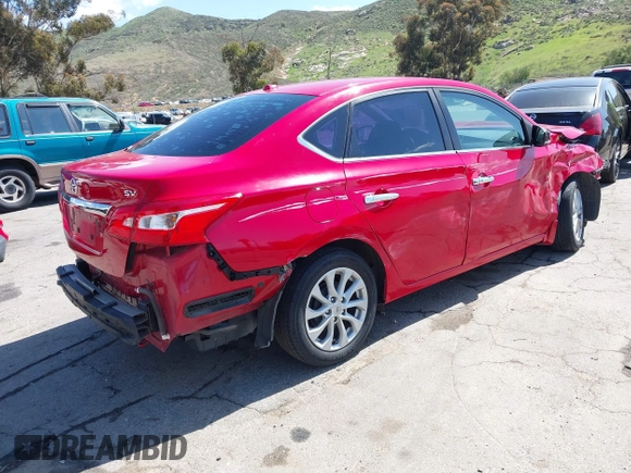 2018 Nissan Sentra SV z VIN 3N1AB7AP9JL636877, wystawiony jako IAAI lot #41940087 z przebiegiem 49 979 mil mil oraz . Historia ofert i sprzedaży dostępna na DreamBid. Obrazek 4.