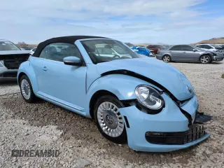 2013 Volkswagen Beetle 2.5L with VIN 3VW5X7AT4DM829494, listed as a Copart auction lot 47654065 with 34,987 mi miles and Salvage title. Bid and sale history available at DreamBid. Image 13.