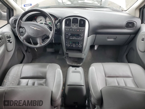 2007 Chrysler Town & Country LWB Touring with VIN 2A4GP54LX7R206402, listed as a Copart auction lot 70883894 with 135,215 mi miles and Salvage Title. Bid and sale history available at carsss.com. Image 8.