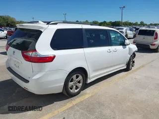 2019 Toyota Sienna LE Auto Access Seat with VIN 5TDKZ3DC6KS012237, listed as a IAAI auction lot 41822942 with 97,237 mi miles and . Bid and sale history available at DreamBid. Image 4.