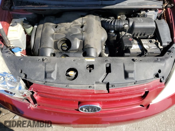 2008 Kia Sedona LX with VIN KNDMB233986211364, listed as a Copart auction lot 48524445 with 148,762 mi miles and Non Repairable. Bid and sale history available at carsss.com. Image 13.