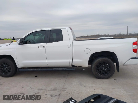 2019 Toyota Tundra 2WD SR with VIN 5TFRY5F19KX245581, listed as a IAAI auction lot 41204371 with 82,784 mi miles. Bid and sale history available at carsss.com. Image 14.