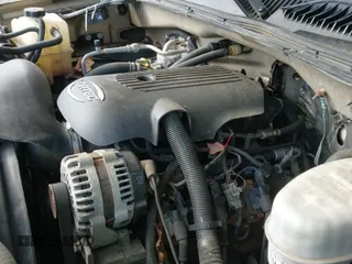 2007 Chevrolet Silverado 2500HD LT1 z VIN 1GCHK24U57E181955, wystawiony jako IAAI lot #43524098 z przebiegiem 120 652 mil mil oraz . Historia ofert i sprzedaży dostępna na DreamBid. Obrazek 16.