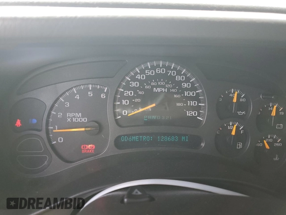 2004 Chevrolet Suburban LT with VIN 3GNEC16T34G267226, listed as a Copart auction lot 47104825 with 128,683 mi miles and Salvage Title. Bid and sale history available at carsss.com. Image 9.
