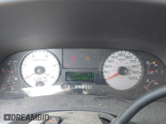 2005 Ford F-250 XL с VIN 1FTSX21P65EB71776, выставлен на аукционе IAAI как лот 42839357 с пробегом 237 582 миль миль и . История ставок и продаж доступна на DreamBid. Изображение 7.