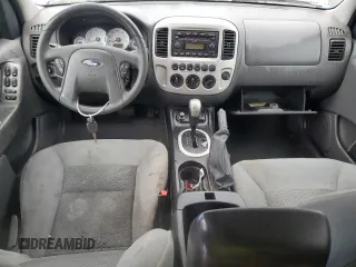 2005 Ford Escape Hybrid z VIN 1FMCU95H75KC07240, wystawiony jako Copart lot #52515925 z przebiegiem 217 237 mil mil oraz Szkoda całkowita • Salvage title. Historia ofert i sprzedaży dostępna na DreamBid. Obrazek 8.