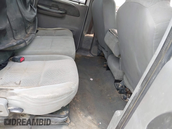 2004 Ford F-250 XL with VIN 1FTNW20P04EB54875, listed as a IAAI auction lot 42413233 with 256,604 mi miles and . Bid and sale history available at DreamBid. Image 8.