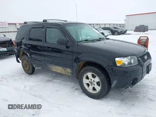 2007 Ford Escape Limited with VIN 1FMYU94147KA28554, listed as a IAAI auction lot 41599603 with 188,391 mi miles. Bid and sale history available at carsss.com. Image 1.