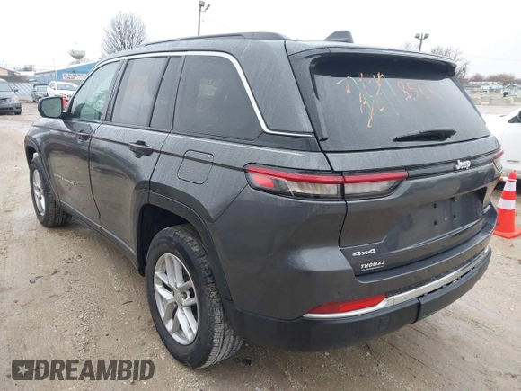 2024 Jeep Grand Cherokee Altitude z VIN 1C4RJHAG7RC156367, wystawiony jako IAAI lot #41718501 z przebiegiem 35 206 mil mil oraz . Historia ofert i sprzedaży dostępna na DreamBid. Obrazek 3.