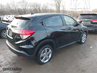 2021 Honda HR-V LX with VIN 3CZRU6H36MM736659, listed as a IAAI auction lot 41131994 with 36,406 mi miles. Bid and sale history available at carsss.com. Image 4.