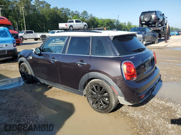 2016 MINI Hardtop 4 Door S z VIN WMWXU3C52G2B67552, wystawiony jako Copart lot #55983245 z przebiegiem 85 180 mil mil oraz Szkody całkowita. Historia ofert i sprzedaży dostępna na DreamBid. Obrazek 2.