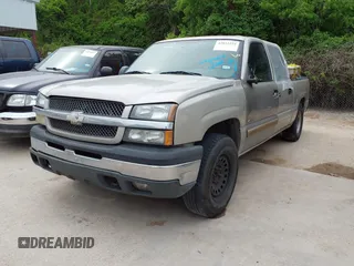 2005 Chevrolet Silverado 1500 LS with VIN 2GCEC13T151262095, listed as a IAAI auction lot 42032223 with 210,515 mi miles. Bid and sale history available at carsss.com. Image 2.
