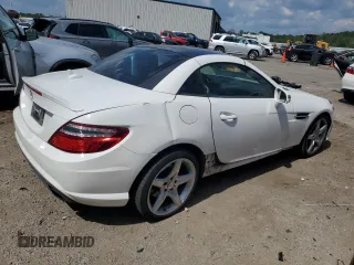 2014 Mercedes-Benz SLK-Class SLK 250 with VIN WDDPK4HA5EF077034, listed as a Copart auction lot 68910504 with 89,894 mi miles and Salvage Title. Bid and sale history available at carsss.com. Image 3.