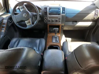 2006 Nissan Pathfinder SE с VIN 5N1AR18W26C643171, выставлен на аукционе Copart как лот 57484075 с пробегом Не указан миль и Списание • Salvage title. История ставок и продаж доступна на DreamBid. Изображение 8.