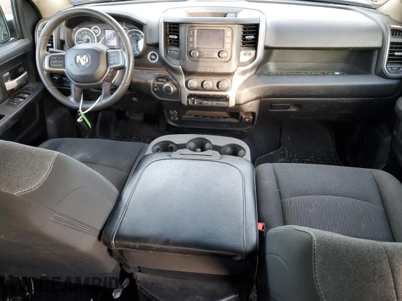 2019 Ram 2500 Tradesman with VIN 3C6UR5CJ0KG633225, listed as a Copart auction lot 43246005 with 118,000 mi miles and Salvage Title. Bid and sale history available at carsss.com. Image 8.