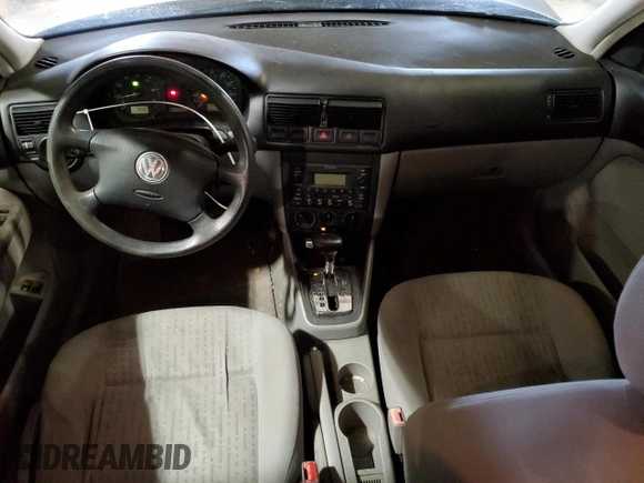 2003 Volkswagen Golf GL с VIN 9BWFK61J434056623, выставлен на аукционе Copart как лот 82930064 с пробегом 208 818 миль миль и Списание • Salvage title. История ставок и продаж доступна на DreamBid. Изображение 8.