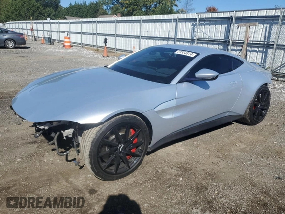 2020 Aston Martin Vantage z VIN SCFSMGAW7LGN03725, wystawiony jako Copart lot #73573314 z przebiegiem 52 461 mil mil oraz Szkoda całkowita • Salvage title. Historia ofert i sprzedaży dostępna na DreamBid. Obrazek 1.