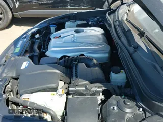 2015 Hyundai Sonata с VIN KMHEC4A4XFA127178, выставлен на аукционе IAAI как лот 43174373 с пробегом 166 539 миль миль и . История ставок и продаж доступна на DreamBid. Изображение 19.