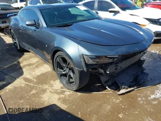 2019 Chevrolet Camaro 1LS with VIN 1G1FB1RX4K0122754, listed as a IAAI auction lot 41763543 with 91,704 mi miles and . Bid and sale history available at carsss.com. Image 1.