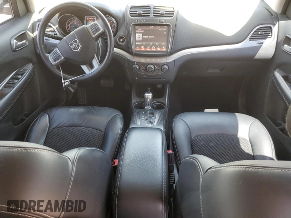 2017 Dodge Journey Crossroad Plus with VIN 3C4PDDGG6HT639298, listed as a Copart auction lot 55097135 with 39,203 mi miles and Salvage title. Bid and sale history available at DreamBid. Image 8.