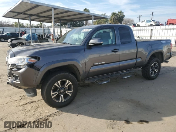 2017 Toyota Tacoma SR5 z VIN 5TFRZ5CN6HX034934, wystawiony jako Copart lot #42181755 z przebiegiem 176 511 mil mil oraz Szkoda całkowita • Salvage title. Historia ofert i sprzedaży dostępna na DreamBid. Obrazek 1.