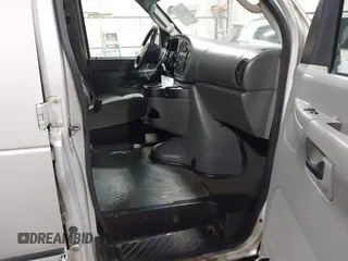 2006 Ford Econoline Passenger XL with VIN 1FMRE11L66HA02929, listed as a IAAI auction lot 41660473 with 152,607 mi miles and . Bid and sale history available at DreamBid. Image 5.