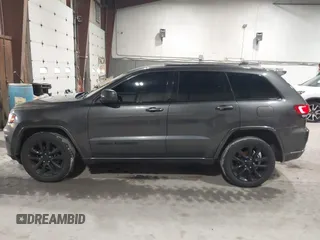 2017 Jeep Grand Cherokee Laredo with VIN 1C4RJFAG8HC910038, listed as a IAAI auction lot 41928179 with 76,862 mi miles. Bid and sale history available at carsss.com. Image 14.