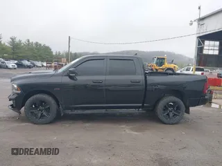 2016 Ram 1500 Sport z VIN 1C6RR7MTXGS211299, wystawiony jako IAAI lot #42006622 z przebiegiem 118 671 mil mil oraz . Historia ofert i sprzedaży dostępna na DreamBid. Obrazek 14.