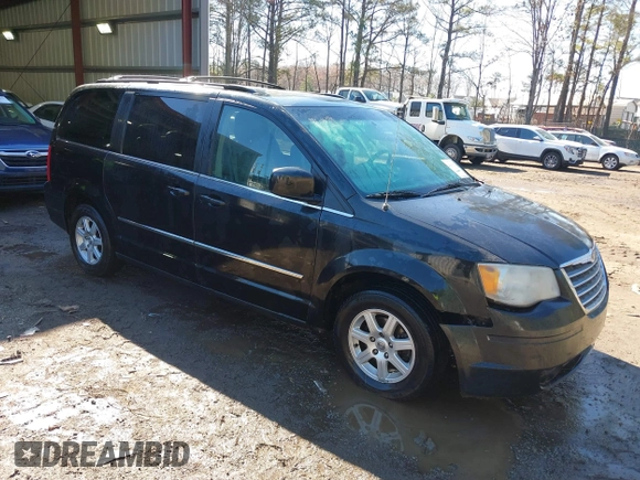 2010 Chrysler Town & Country Touring with VIN 2A4RR5DX0AR320261, listed as a IAAI auction lot 41816276 with 260,000 mi miles. Bid and sale history available at carsss.com. Image 1.
