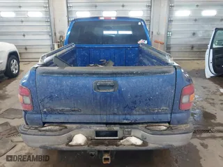 2003 Chevrolet Silverado 1500 LS with VIN 1GCEK19T83Z253084, listed as a IAAI auction lot 41500712 with 306,870 mi miles. Bid and sale history available at carsss.com. Image 17.