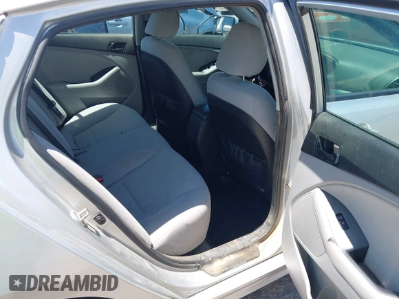 2015 Kia Optima LX with VIN 5XXGM4A75FG395564, listed as a IAAI auction lot 42647545 with 114,285 mi miles and . Bid and sale history available at DreamBid. Image 8.