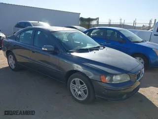 2009 Volvo S60 2.5T with VIN YV1RS592892741186, listed as a IAAI auction lot 41564486 with 146,944 mi miles. Bid and sale history available at carsss.com. Image 1.