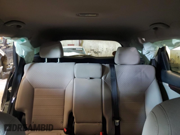 2018 Kia Sorento LX V6 with VIN 5XYPGDA5XJG422896, listed as a Copart auction lot 46865955 with 0 mi miles and Salvage Title. Bid and sale history available at carsss.com. Image 10.