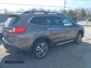 2021 Subaru Ascent Touring with VIN 4S4WMARD3M3427733, listed as a IAAI auction lot 40796488 with 24,756 mi miles. Bid and sale history available at carsss.com. Image 4.